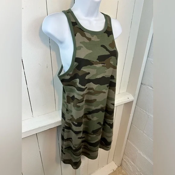 NWT Steve Madden BB Dakota Dress Women’s Medium All Terrain Camo Sleeveless - Picture 5 of 13